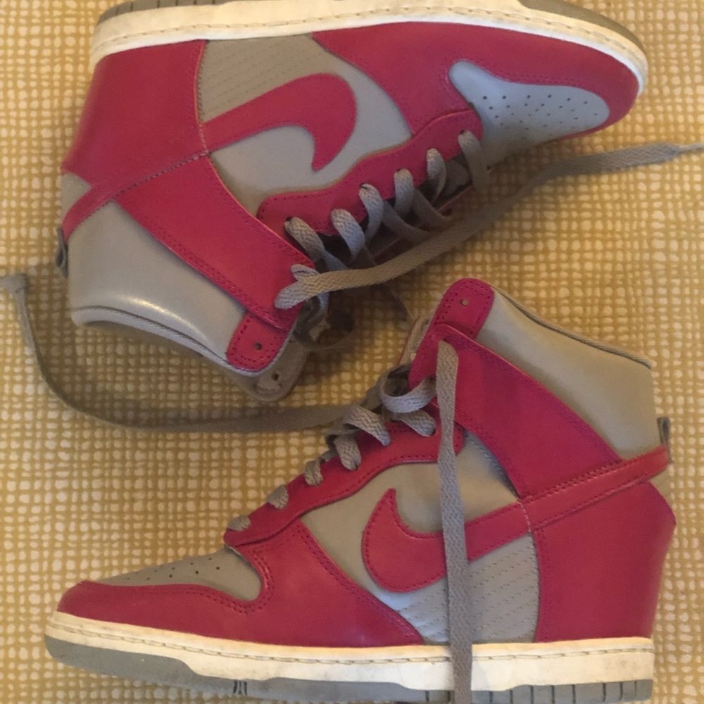Nike Women’s Sky Hi